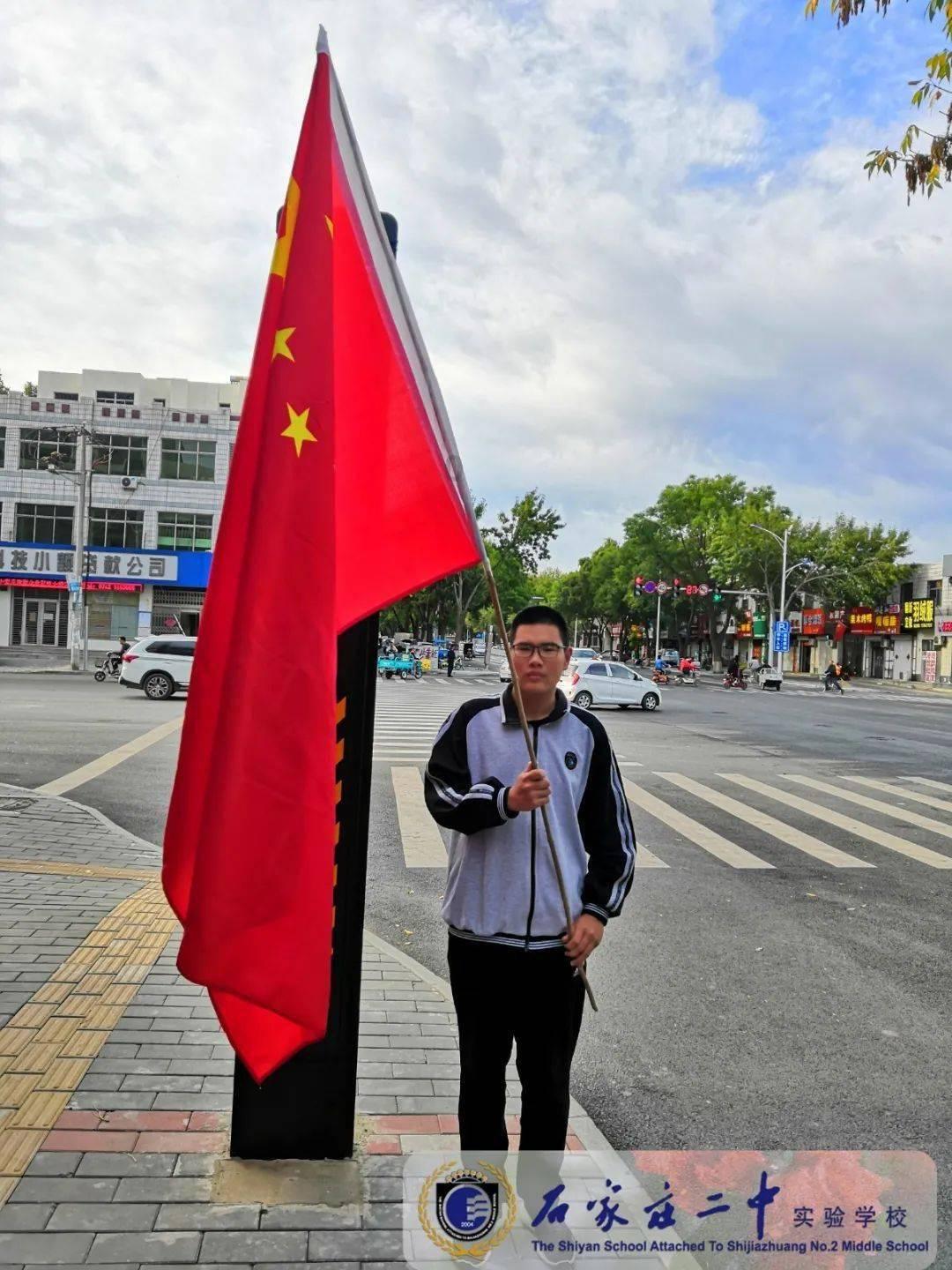 驾照上的照片很丑怎么更换？游戏画面